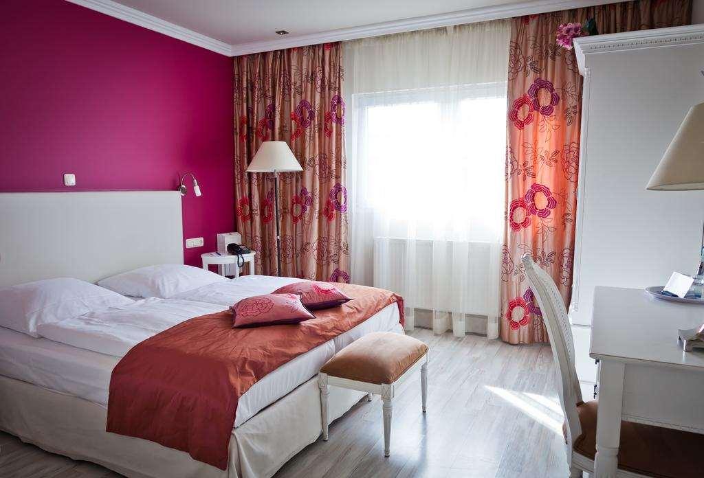 Arthotel Ana Residence BRE Room photo